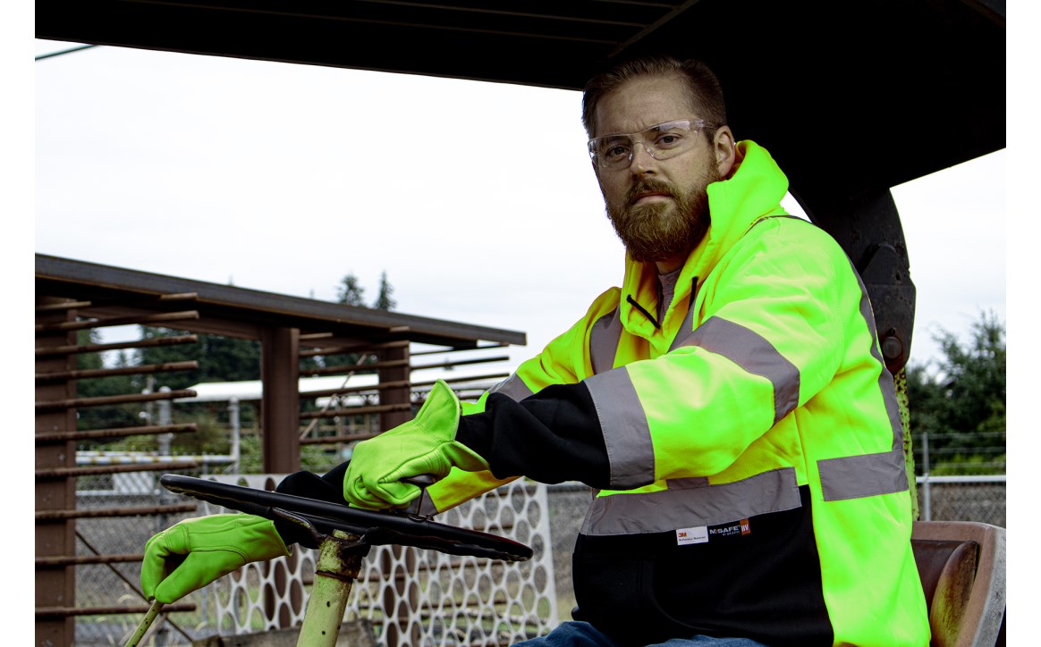 75-5327 Majestic Hi-Viz Hooded Pullover Sweatshirt, ANSI 3 — 1 Each or 10 Each — FREE SHIPPING*